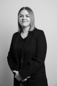 Michaela Hedin, Auktoriserad revisor